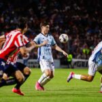 Las Chivas vencen a la Jaiba Brava en cardíaco partido en Tampico