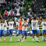 Cruz Azul derrota 2-3 al León; Necaxa empata sin goles con Tigres