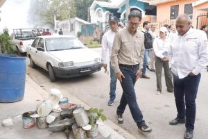 14-oct-Z-2-Erasmo-ordena-reforzar-acciones-de-fumigacion-para-combatir-el-dengue