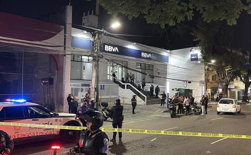 565678771_122276747840031697_3726823423103268223_n