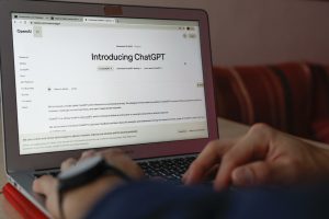 Las acciones de AMD se disparan un 35 % tras rubricar un acuerdo clave de IA con OpenAI