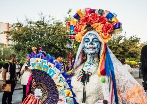 Convoca-Gobierno-del-Estado-participar-en-el-concurso-de-catrinas-y-catrines-Almas-Tamaulipecas-1-750x533