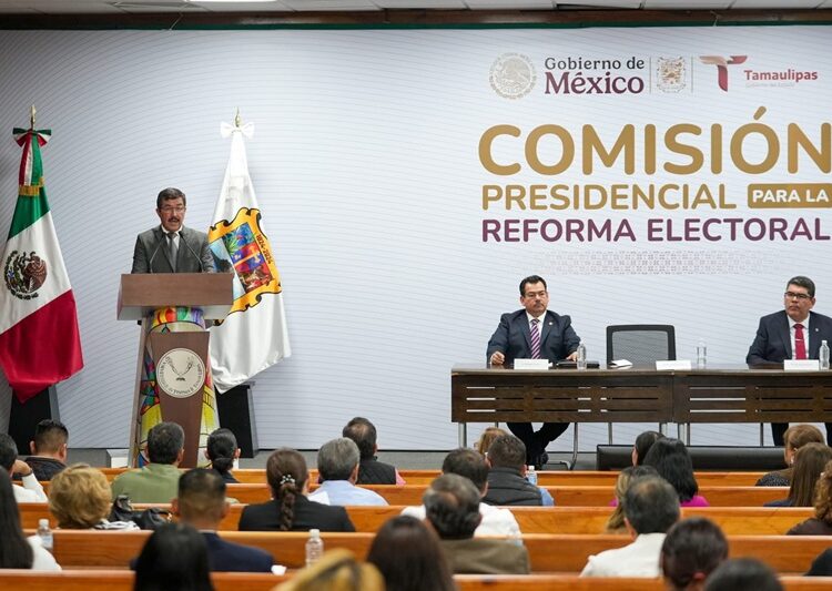 Gobierno-UAT-y-sociedad-dialogan-sobre-la-‘Reforma-Electoral-1-750x533