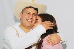 carlos-manzo-grecia-quiroz-carlos-manzo-uruapan-michoacan-1536x1024