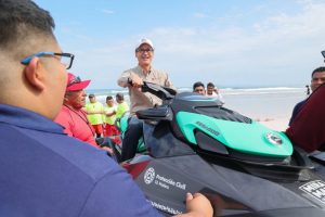 22-dic-Z-2-Erasmo-Gonzalez-supervisa-equipamiento-de-respuesta-rapida-para-Proteccion-Civil-y-Bomberos-1536x1023