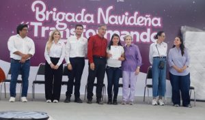 DIF-150-2025.-Apapachan-Americo-y-Maria-a-las-familias-de-Higuerillas-con-la-Brigada-Navidena-Transformando-Familias-4-850x500